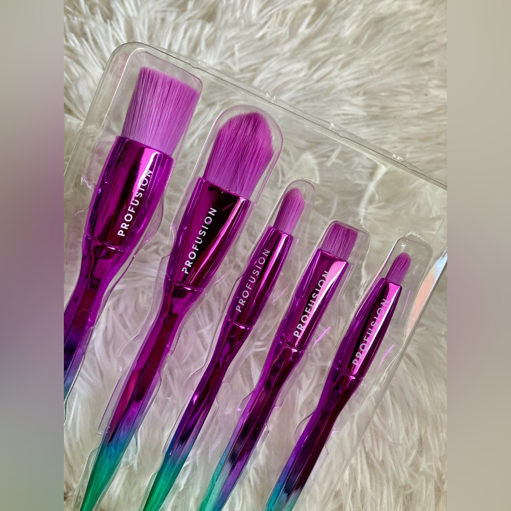 Profusion - Brush Set - Picture 3 of 6